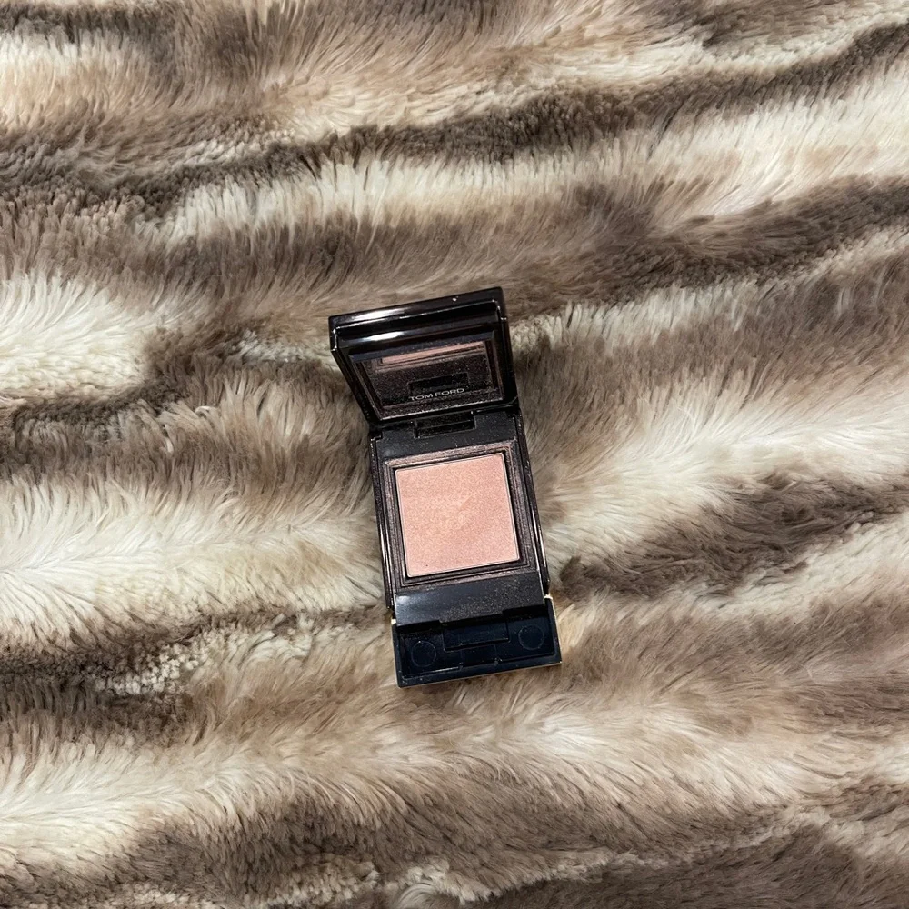 Tom Ford Private Shadow Eyeshadow 01 Exposure Sateen Pink